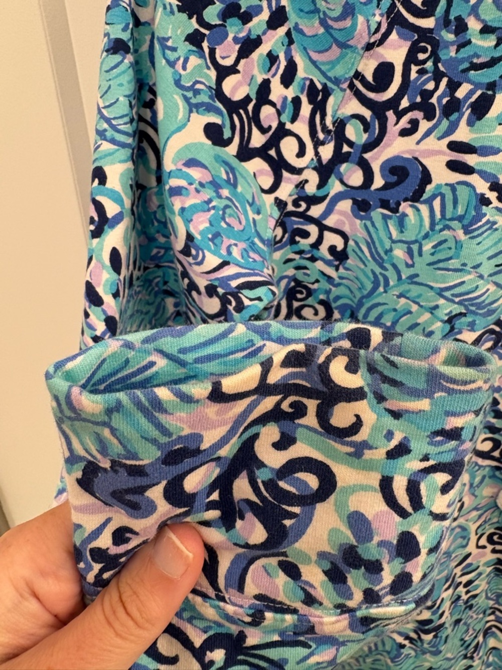 Lilly Pulitzer Janie Popover Light Aqua Spritz Seahorse Half Zip Sweatshirt XS - Picture 15 of 15